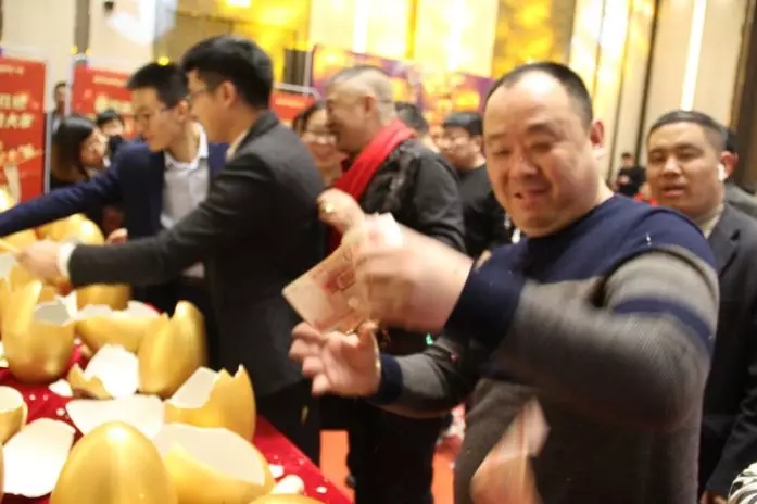 "迎趋势,营发展,赢未来"佳诚&宋檀2018年会盛典精彩回顾