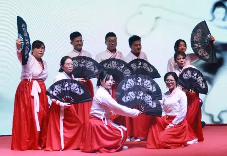 "迎趋势,营发展,赢未来"佳诚&宋檀2018年会盛典精彩回顾