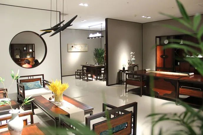 潍坊实木办公家具专卖店，完成年度挑战业绩目标